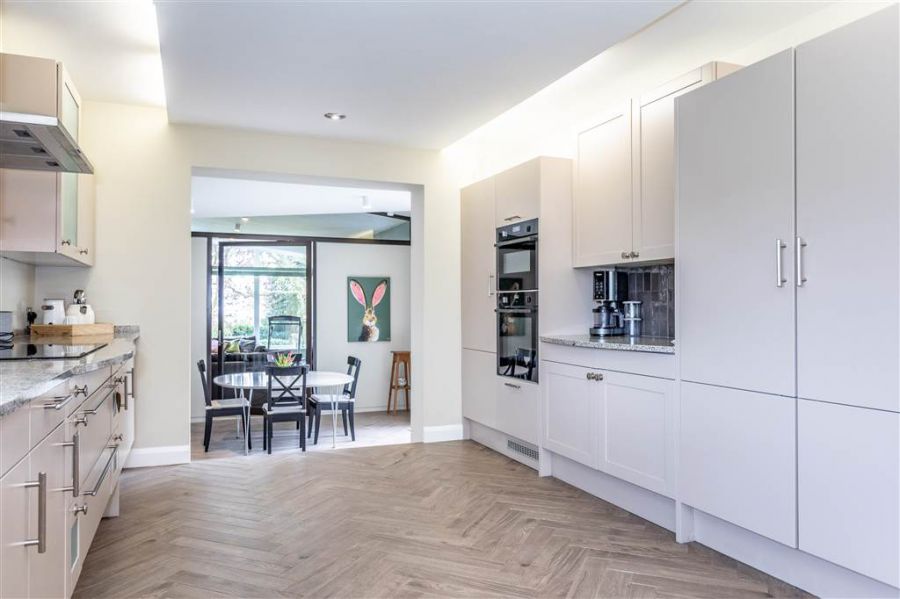 8 Cranfield Road