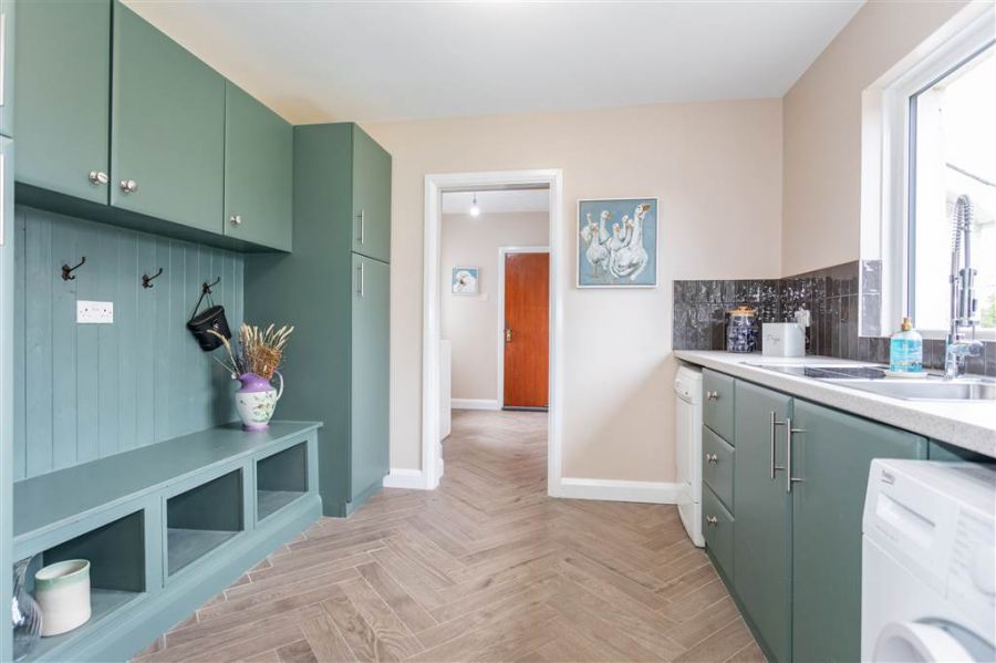 8 Cranfield Road