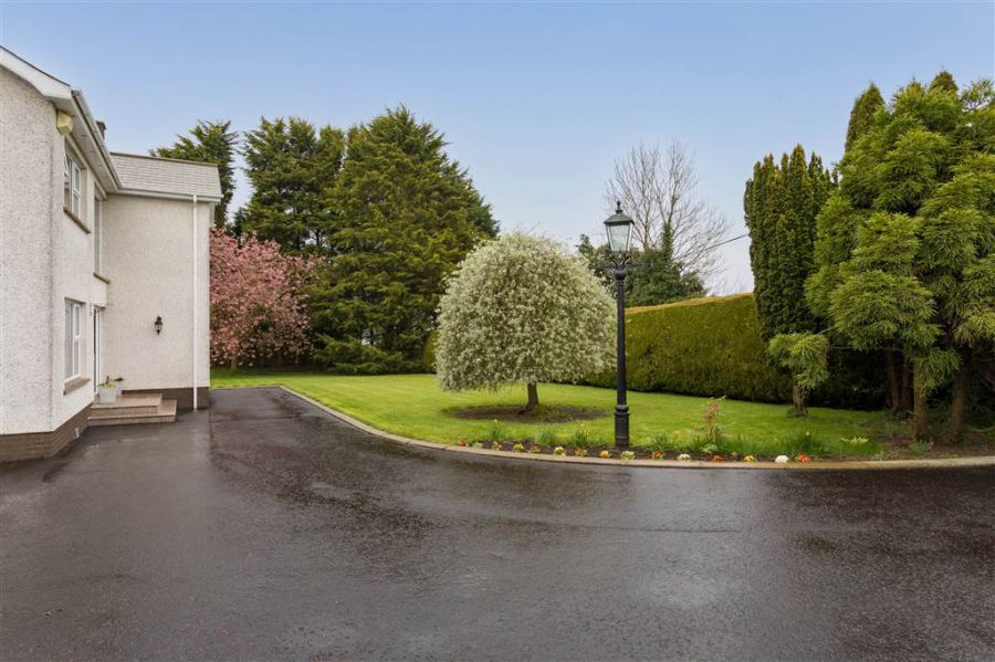 8 Cranfield Road