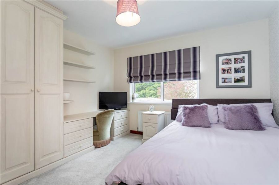 8 Cranfield Road
