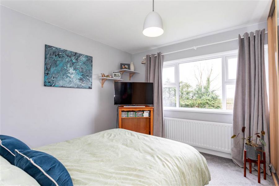 8 Cranfield Road