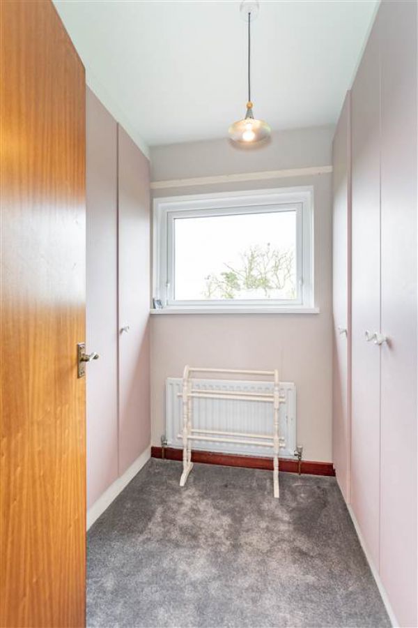 8 Cranfield Road