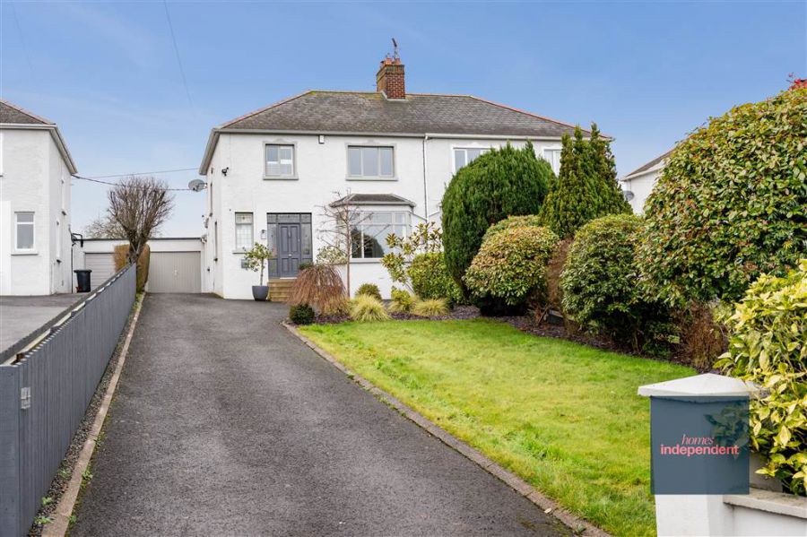 4 Ballyloughan Avenue