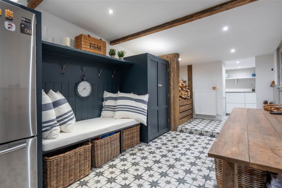 4 Ballyloughan Avenue