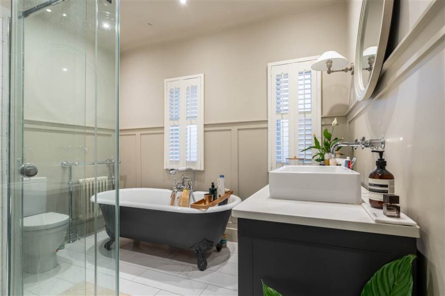 4 Ballyloughan Avenue