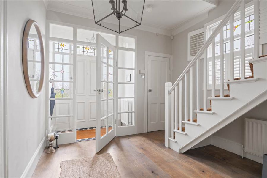 4 Ballyloughan Avenue