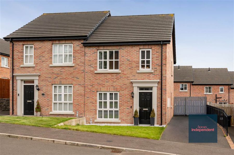 24 Ballyveigh Crescent, Antrim Town, BT41 2FL