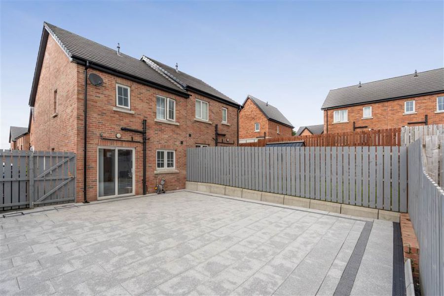 24 Ballyveigh Crescent