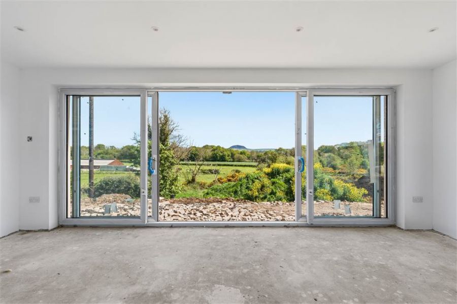 New Build, 3 Pollee Road