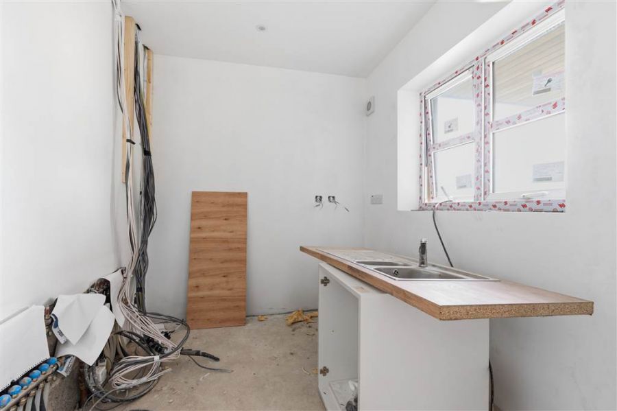 New Build, 3 Pollee Road