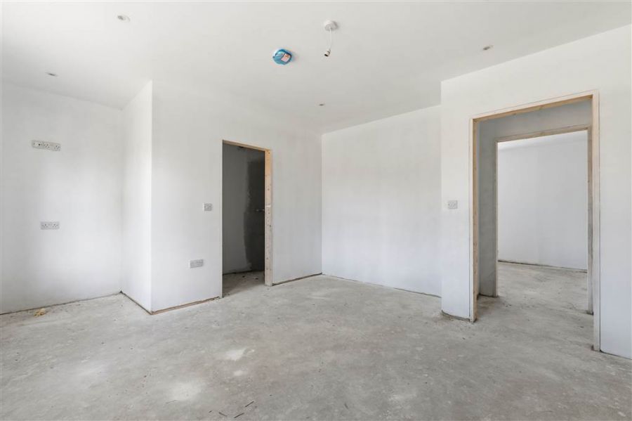 New Build, 3 Pollee Road