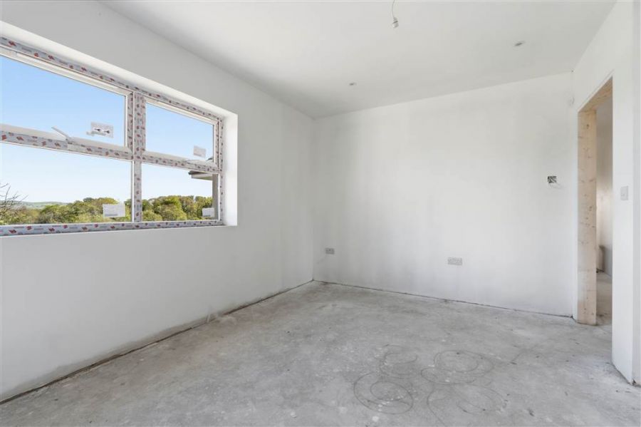New Build, 3 Pollee Road