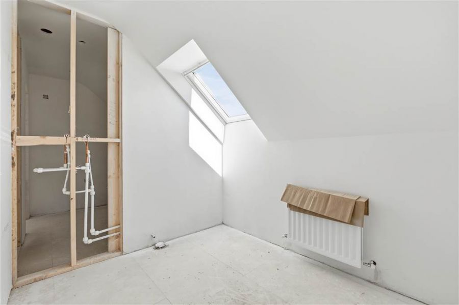 New Build, 3 Pollee Road