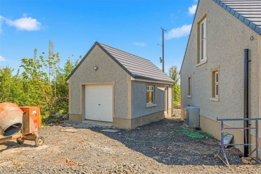 New Build, 3 Pollee Road