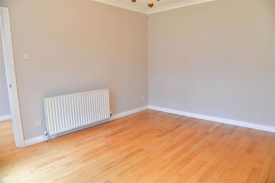 28 Tullymore Dale