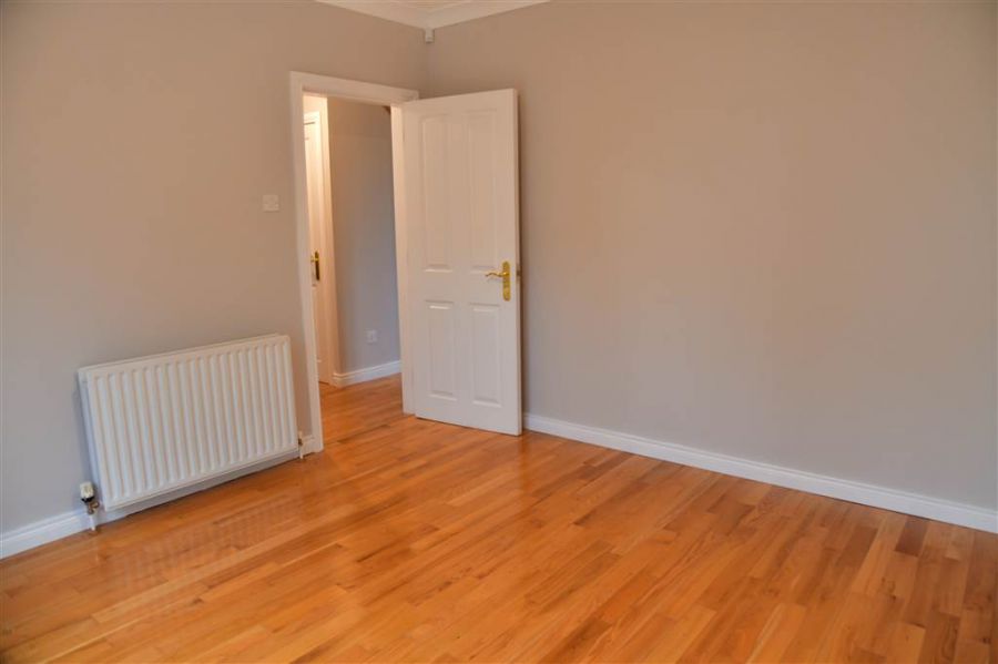 28 Tullymore Dale