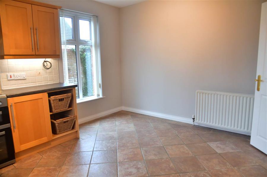 28 Tullymore Dale
