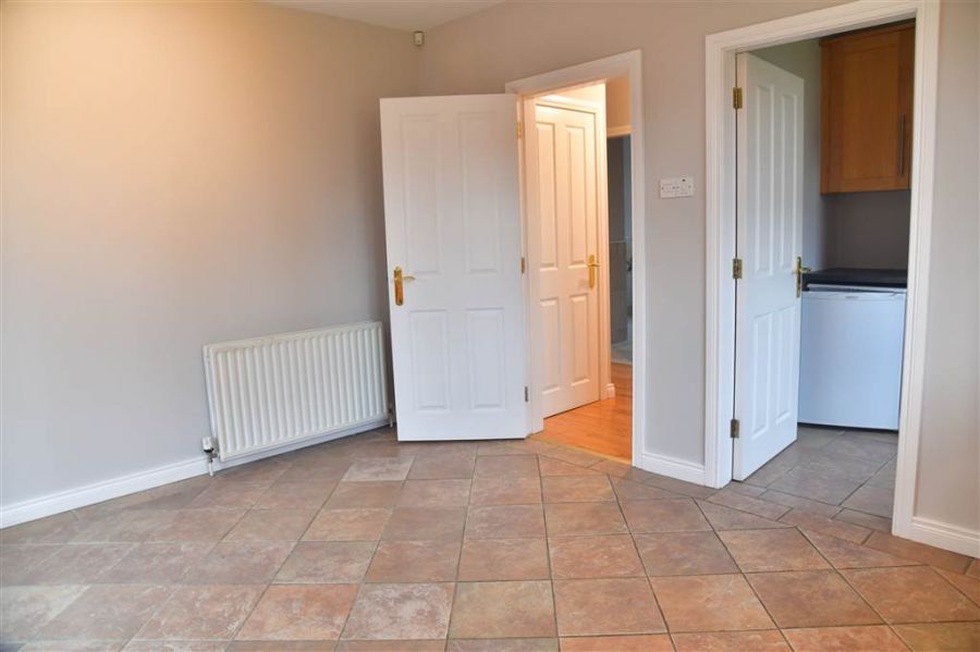 28 Tullymore Dale