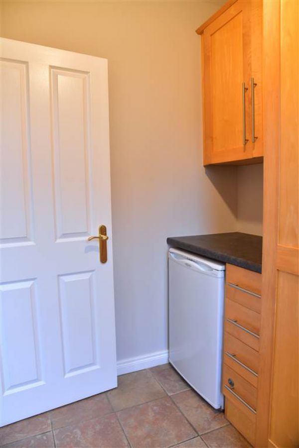 28 Tullymore Dale