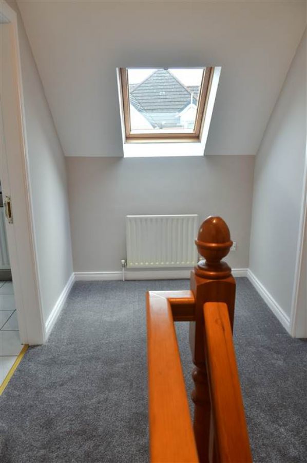 28 Tullymore Dale