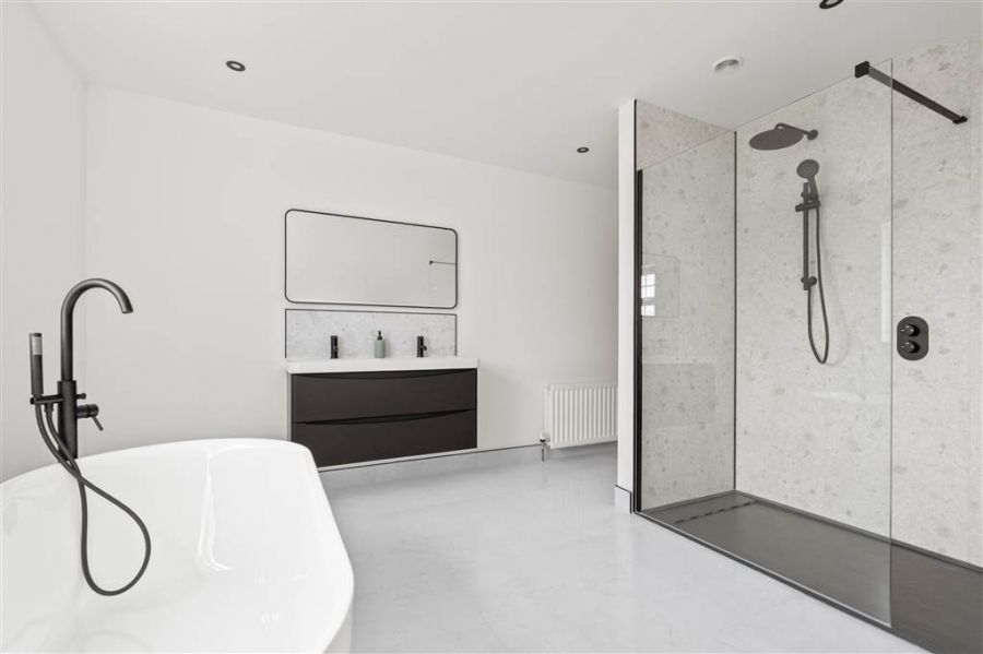 112 Glebe Road