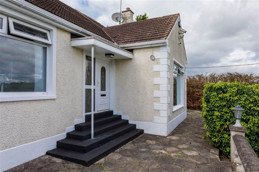 2 Old Antrim Road