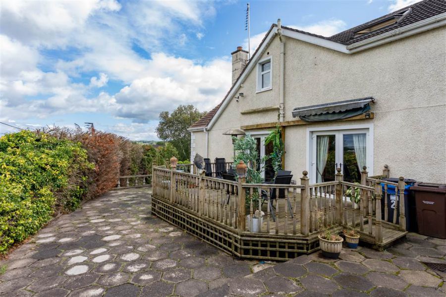 2 Old Antrim Road