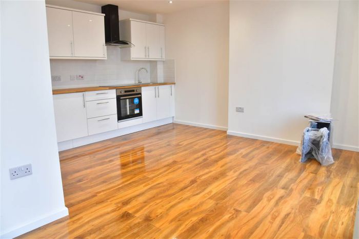 2 Merchant Apartments