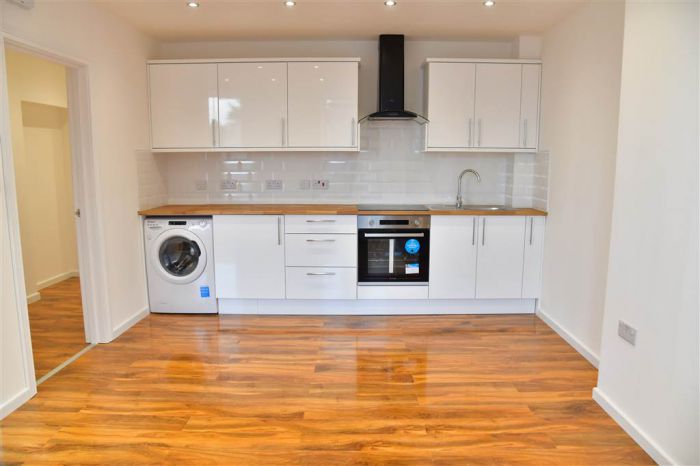 2 Merchant Apartments