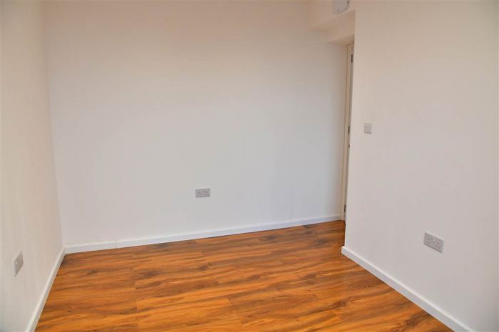 2 Merchant Apartments