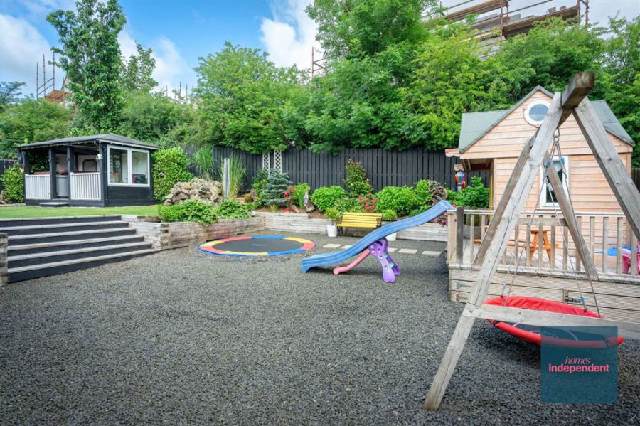 19 Parklands