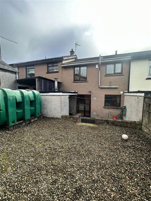 32 Dunclug Gardens