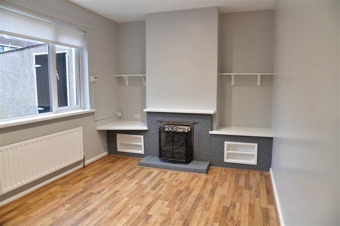 11 Deramore Crescent