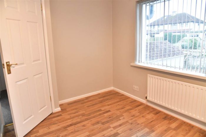 11 Deramore Crescent