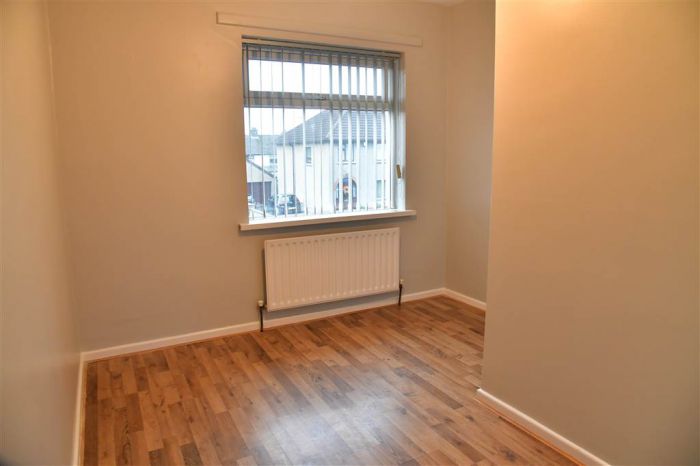 11 Deramore Crescent