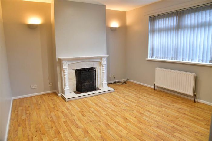 11 Deramore Crescent