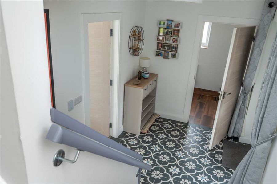 10 Ballee Road East