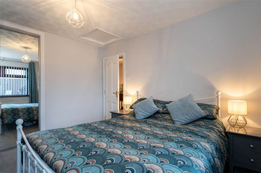 30 Glenburn Manor