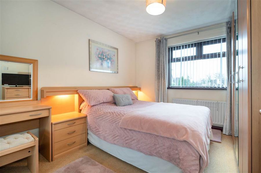 30 Glenburn Manor