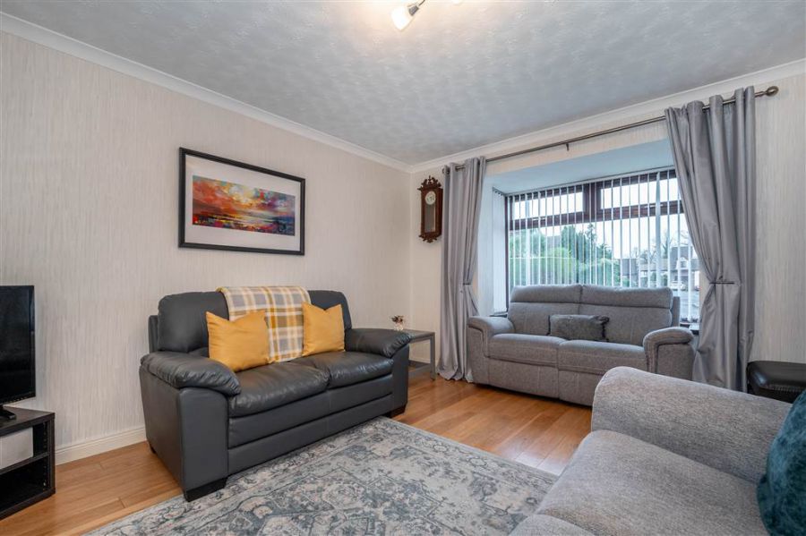 30 Glenburn Manor