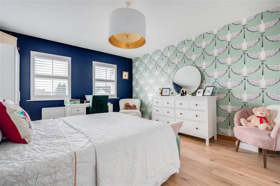 5 Woodcroft Rise