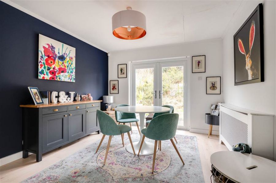 5 Woodcroft Rise