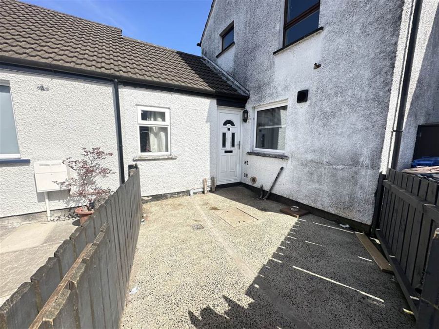 3 Dunluce Court