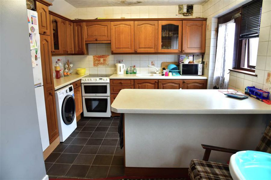 122 Tobar Park