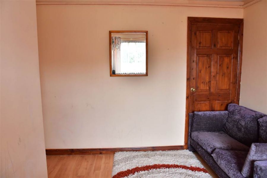 122 Tobar Park