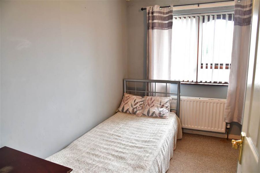 122 Tobar Park