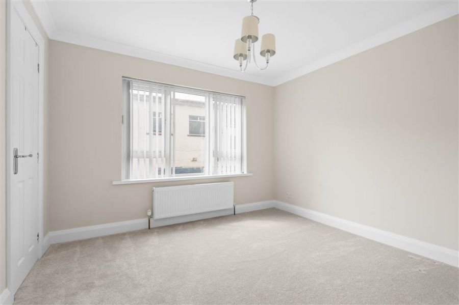 10 Larne Street