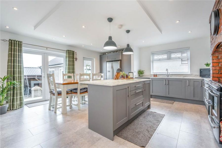22 Hollybank Park