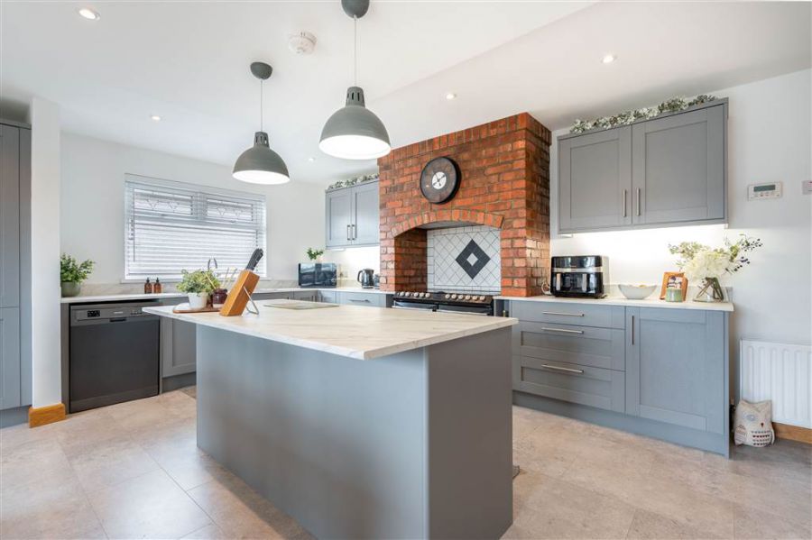 22 Hollybank Park