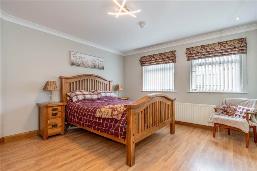 22 Hollybank Park